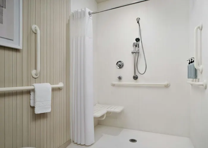 Hotel Courtyard By Marriott Worth At Alliance Town Center Fort Worth