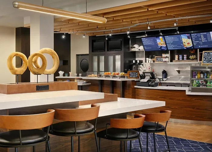 Courtyard By Marriott Worth At Alliance Town Center Hotel