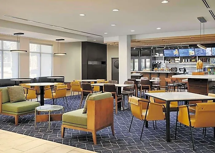 Hotel Courtyard By Marriott Worth At Alliance Town Center