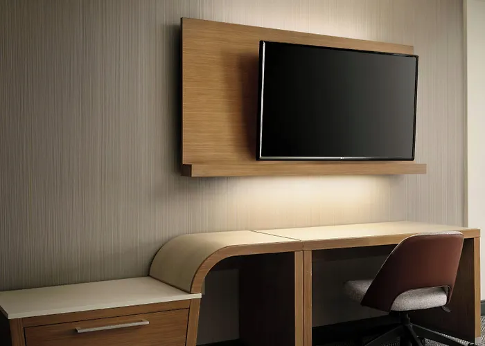 Courtyard By Marriott Worth At Alliance Town Center Hotel 3*